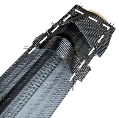 Zipper garage